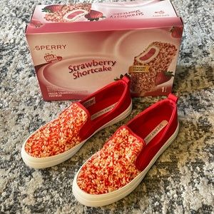 Limited edition Sperry Strawberry shortcake good humor shoes